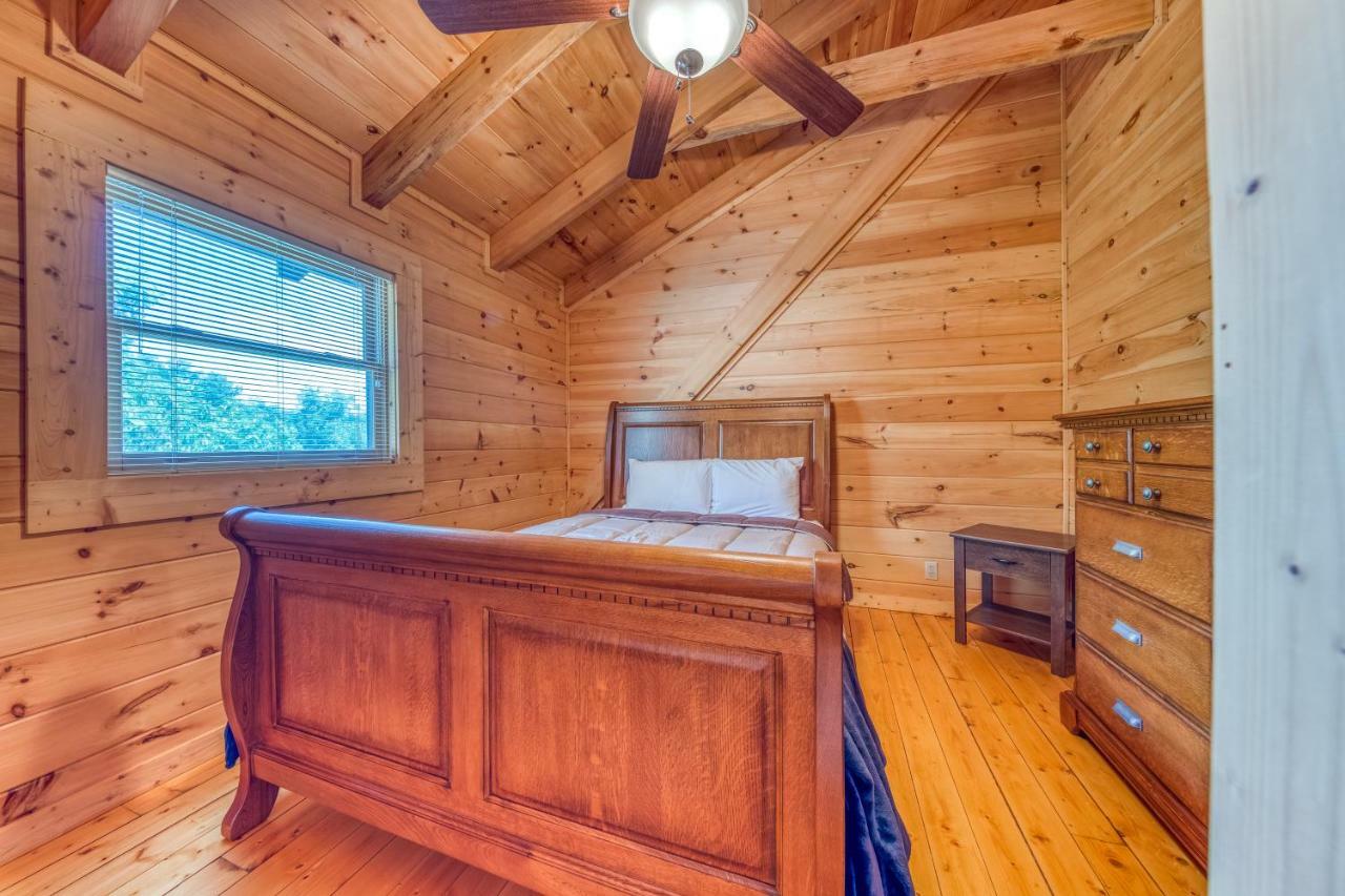 Majestic Lakefront Lodge セバービル エクステリア 写真