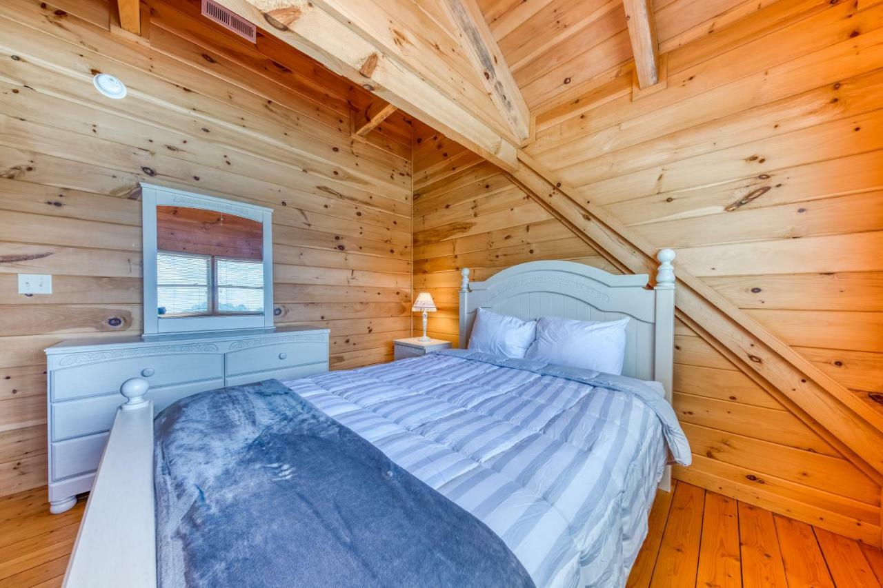Majestic Lakefront Lodge セバービル エクステリア 写真