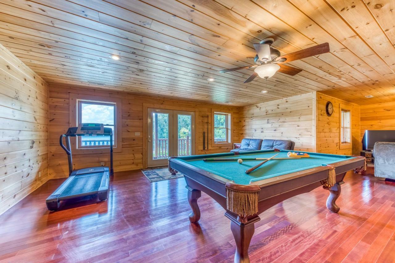 Majestic Lakefront Lodge セバービル エクステリア 写真
