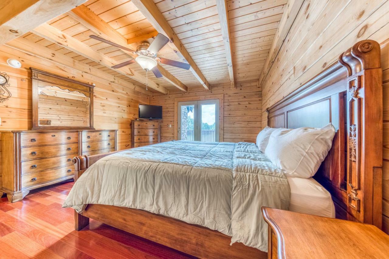 Majestic Lakefront Lodge セバービル エクステリア 写真