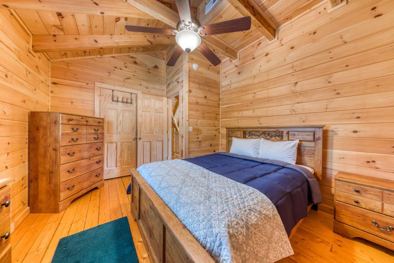 Majestic Lakefront Lodge セバービル エクステリア 写真